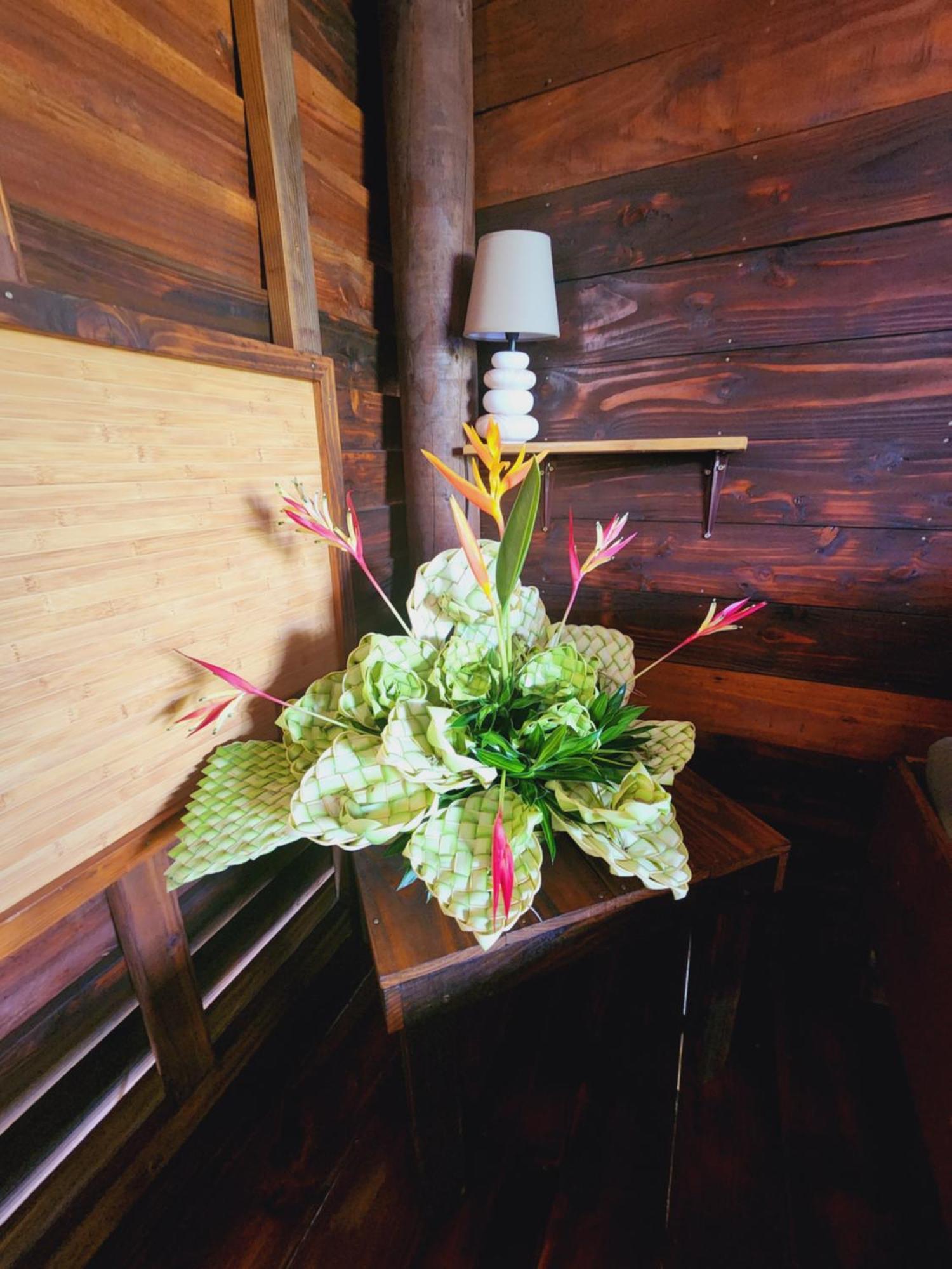 Moanaiti Lodge Maeva Екстериор снимка